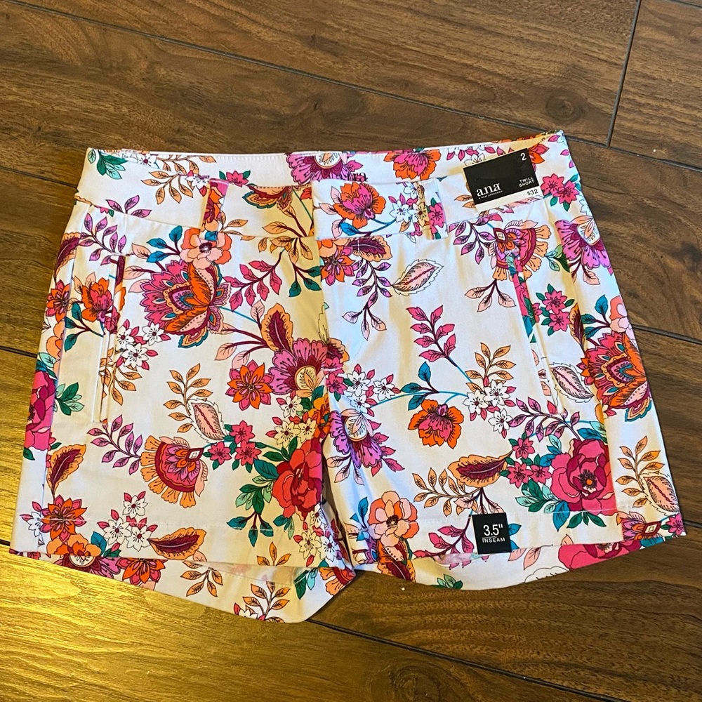 a.n.a Floral Twill Shorts
